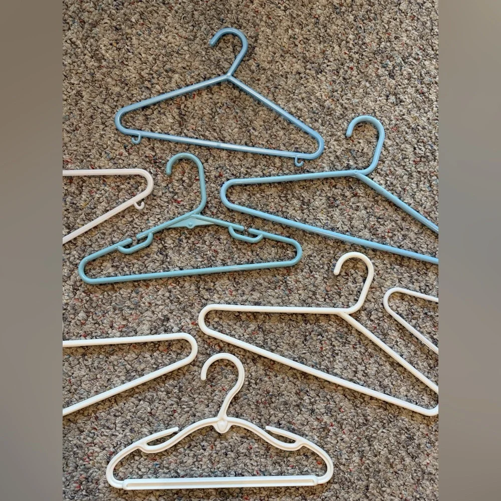 Lot of 8 Blue & White Plastic Children’s Hangers